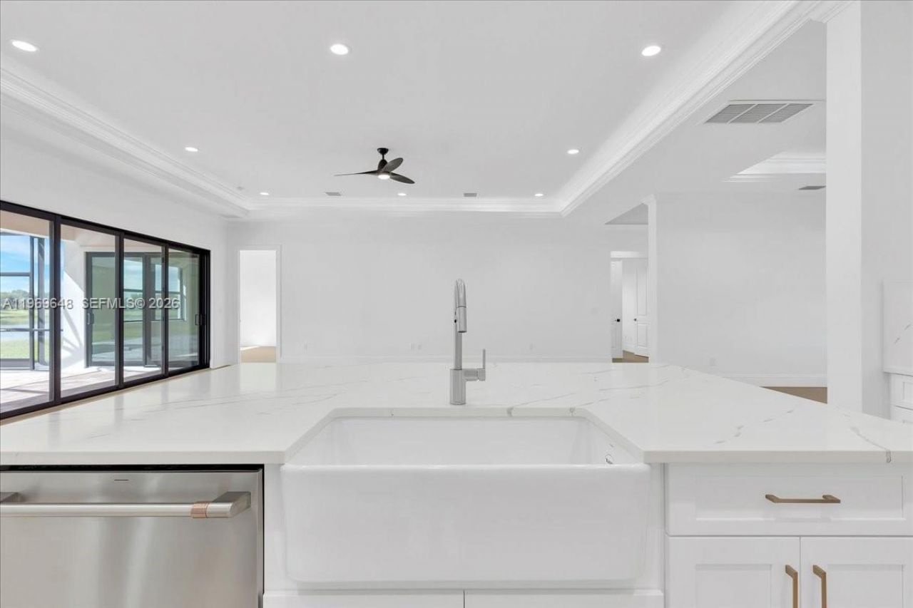 520 Caroline Drive, Vero Beach, FL 32968 Photo
