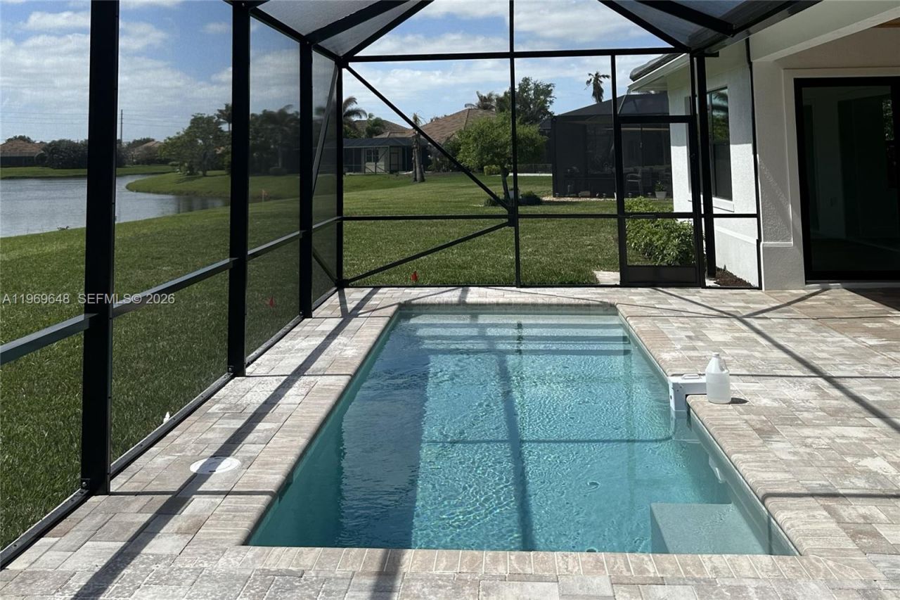 520 Caroline Drive, Vero Beach, FL 32968 Photo