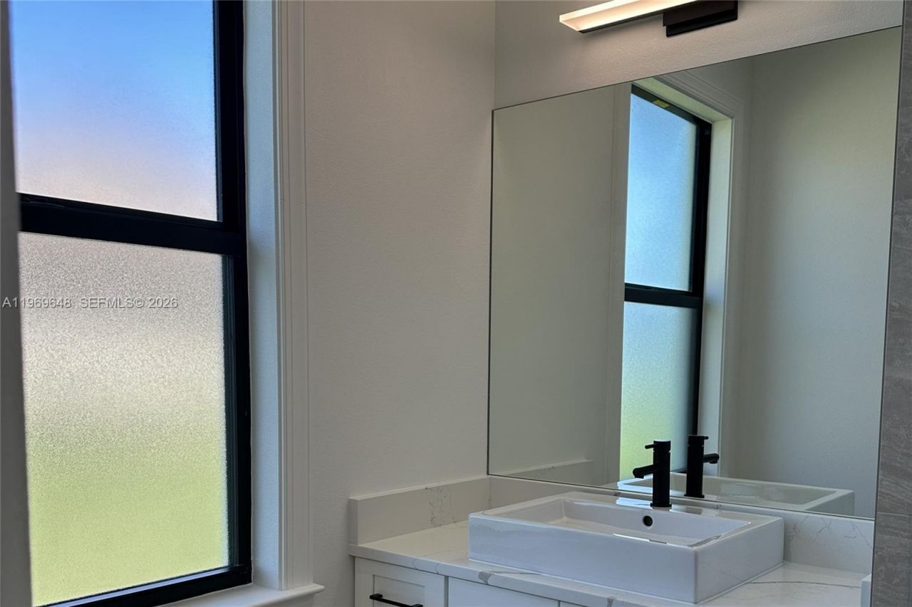 520 Caroline Drive, Vero Beach, FL 32968 Photo