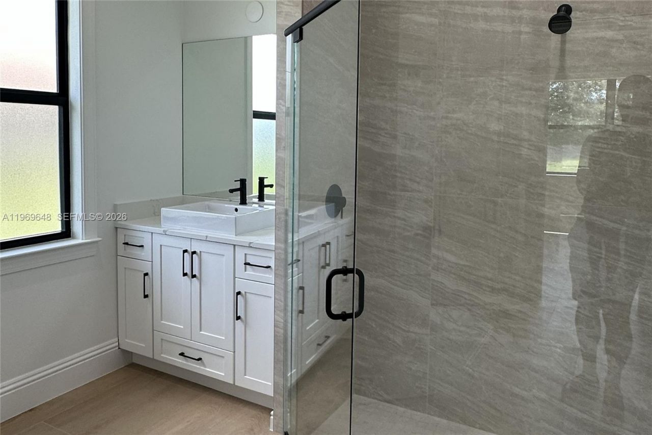 520 Caroline Drive, Vero Beach, FL 32968 Photo