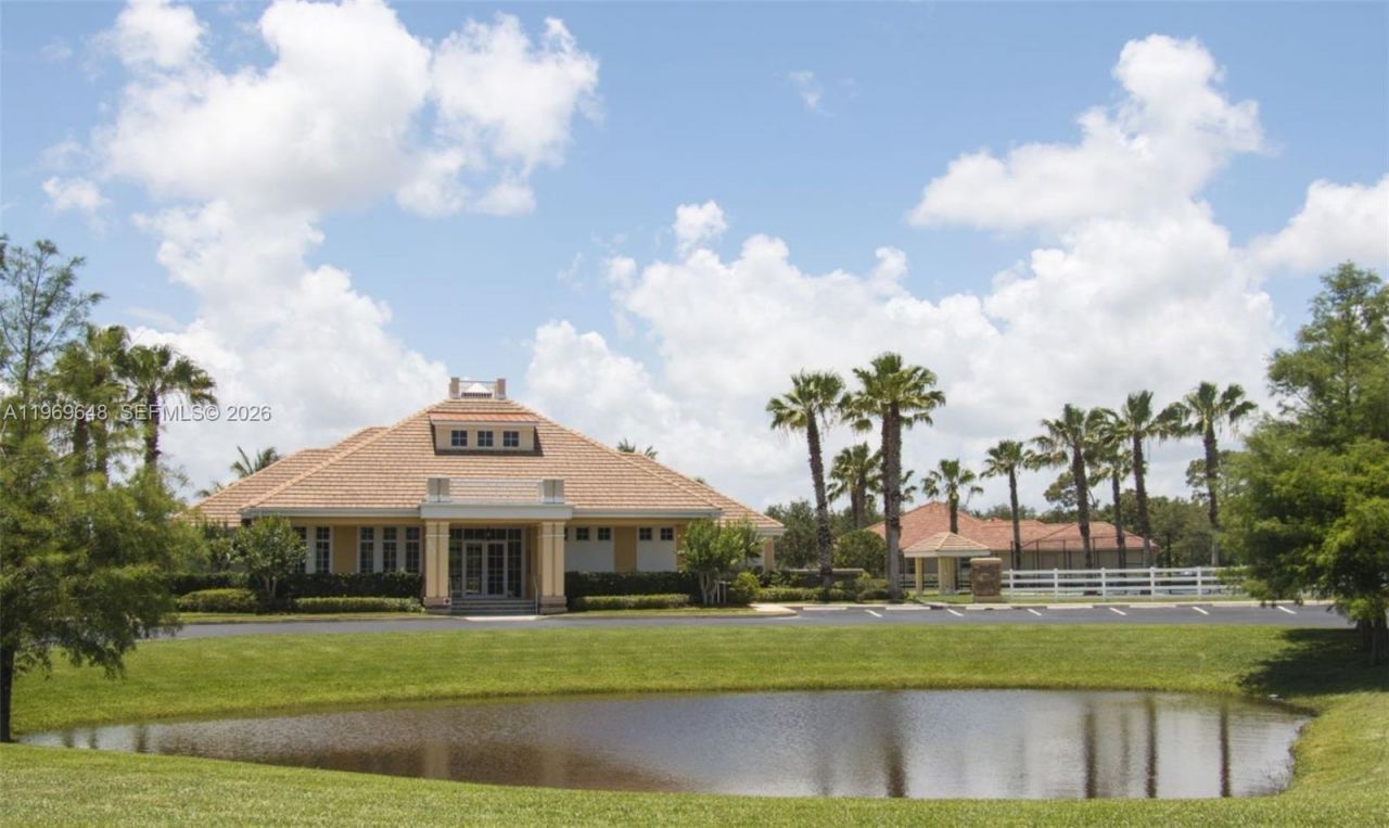 520 Caroline Drive , Vero Beach, FL 32968 Photo