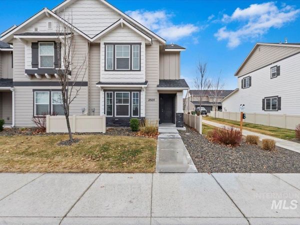 2501 E Goldstone St, Meridian, ID 83642
