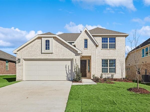 1052 Alberta Spruce Road, Justin, TX 76247