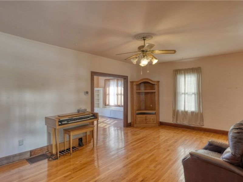 908 N 8th Street, Cambridge, OH 43725 Photo 12