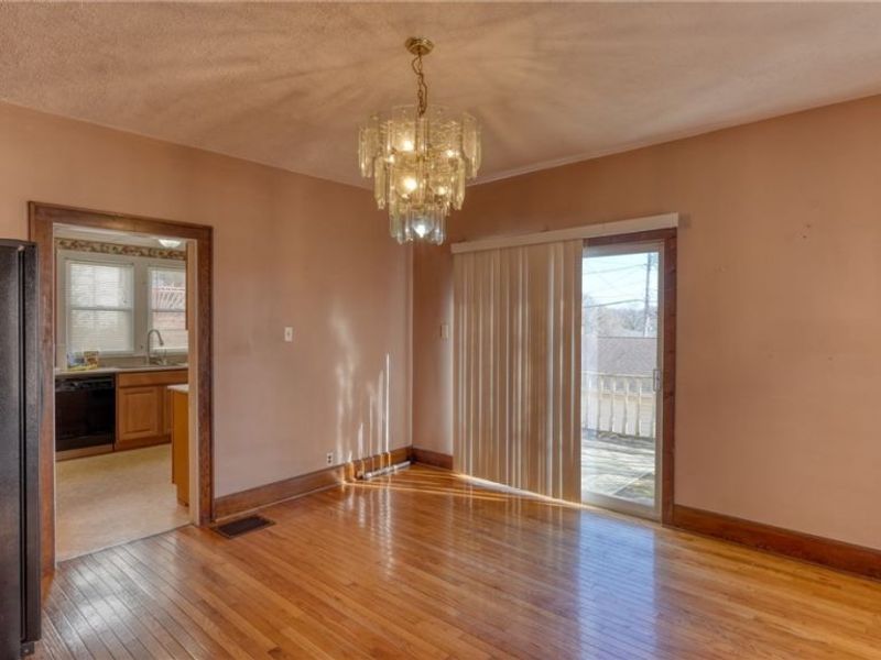 908 N 8th Street, Cambridge, OH 43725 Photo 2