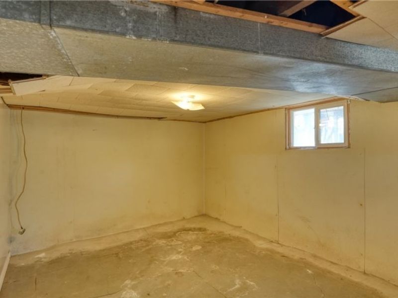 908 N 8th Street, Cambridge, OH 43725 Photo 27