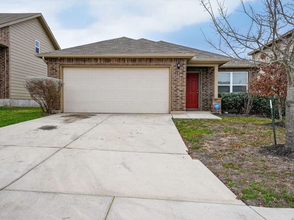 9527 Apple Ridge Ln, San Antonio, TX 78239