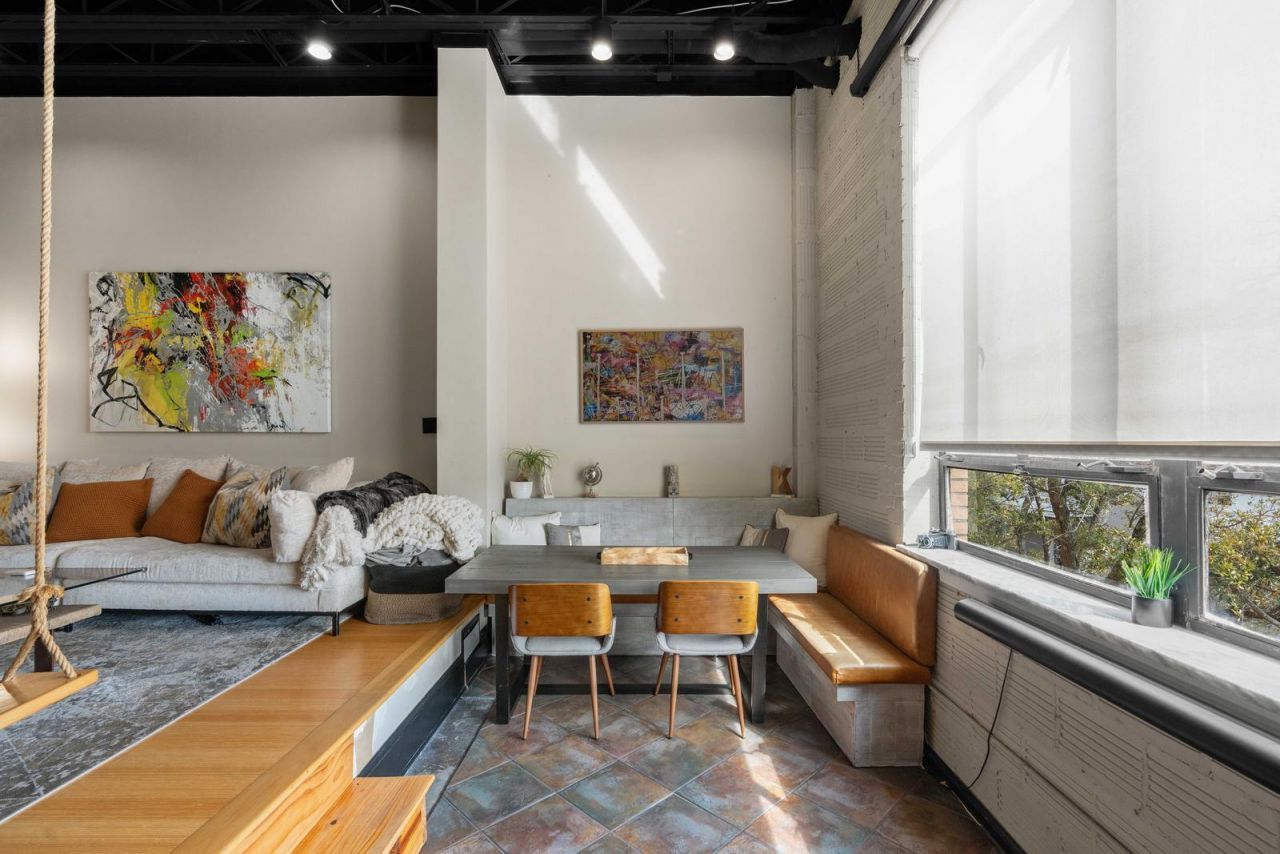 517 King Street Photo 10