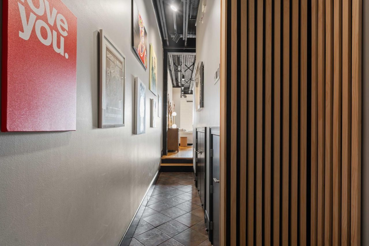 517 King Street Photo 28