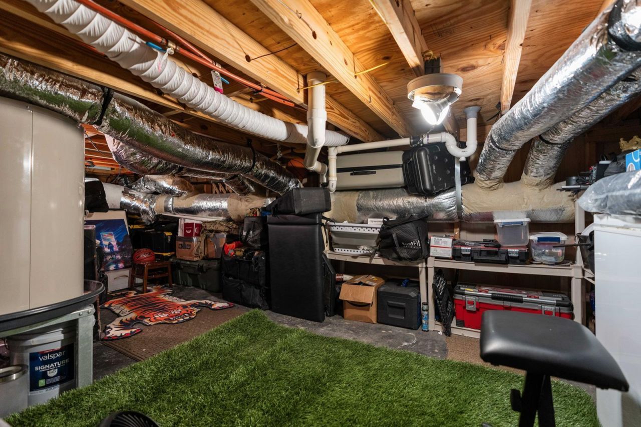 517 King Street Photo 29