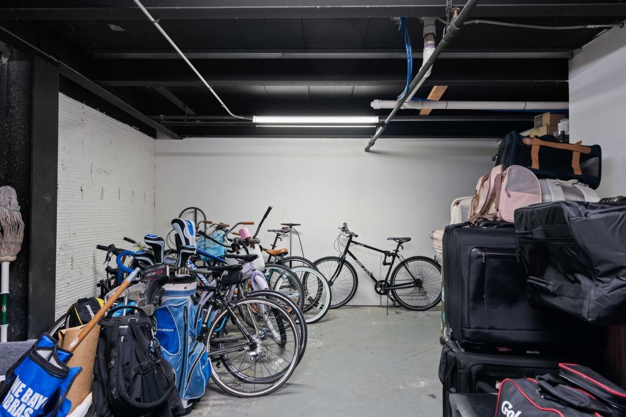 517 King Street Photo 31