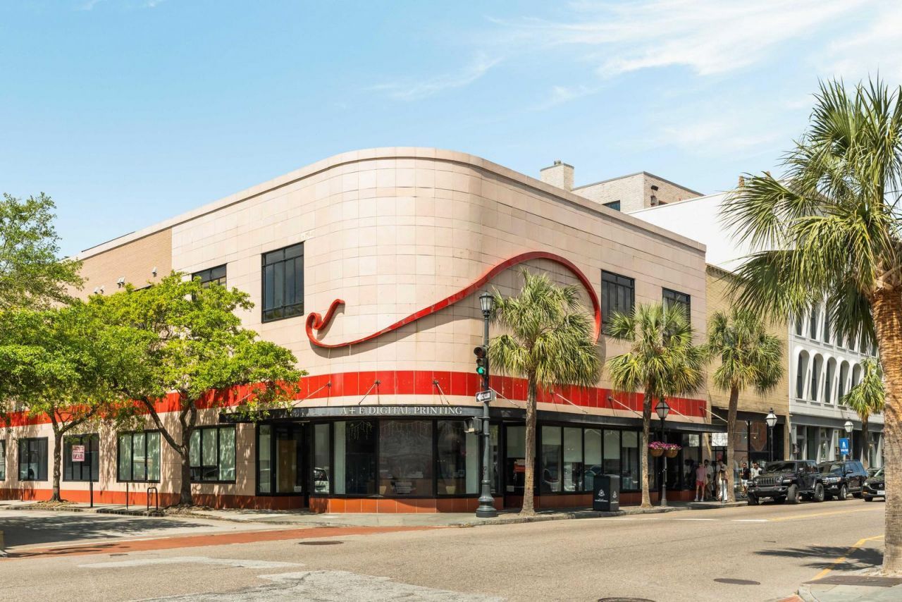 517 King Street Photo 32