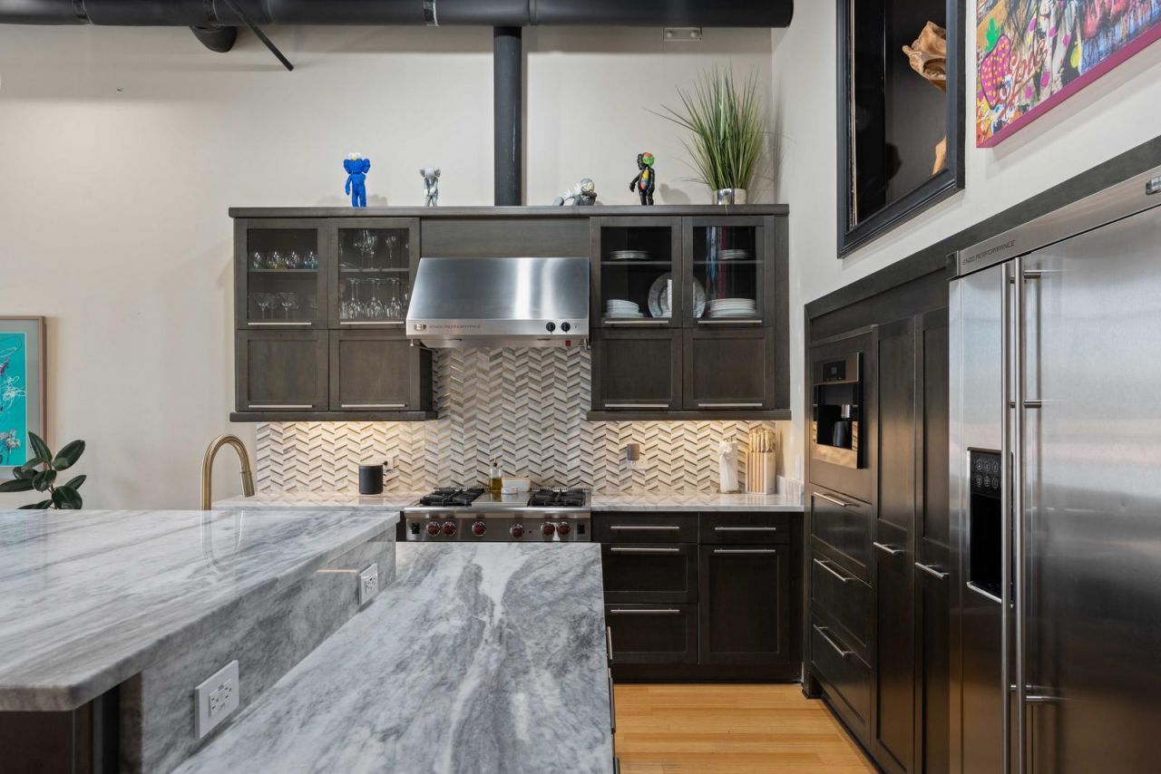 517 King Street Photo 5