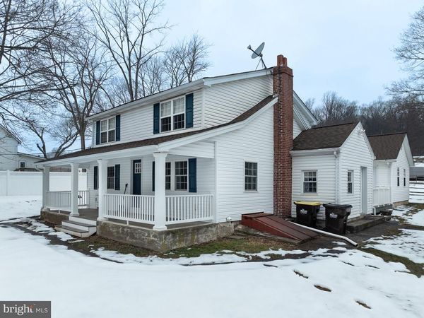 215 HOPEWELL ROAD, ELVERSON, PA 19520