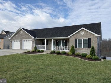 1123 EWELL STREET, FRONT ROYAL, VA 22630