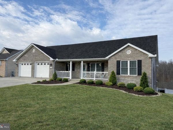 1123 EWELL STREET, FRONT ROYAL, VA 22630