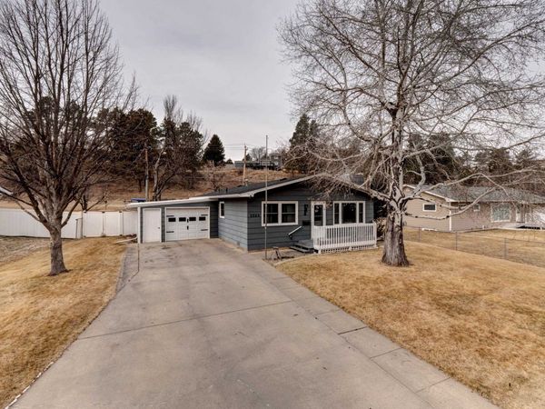 3323 Chapel Ln, Rapid City, SD 57702