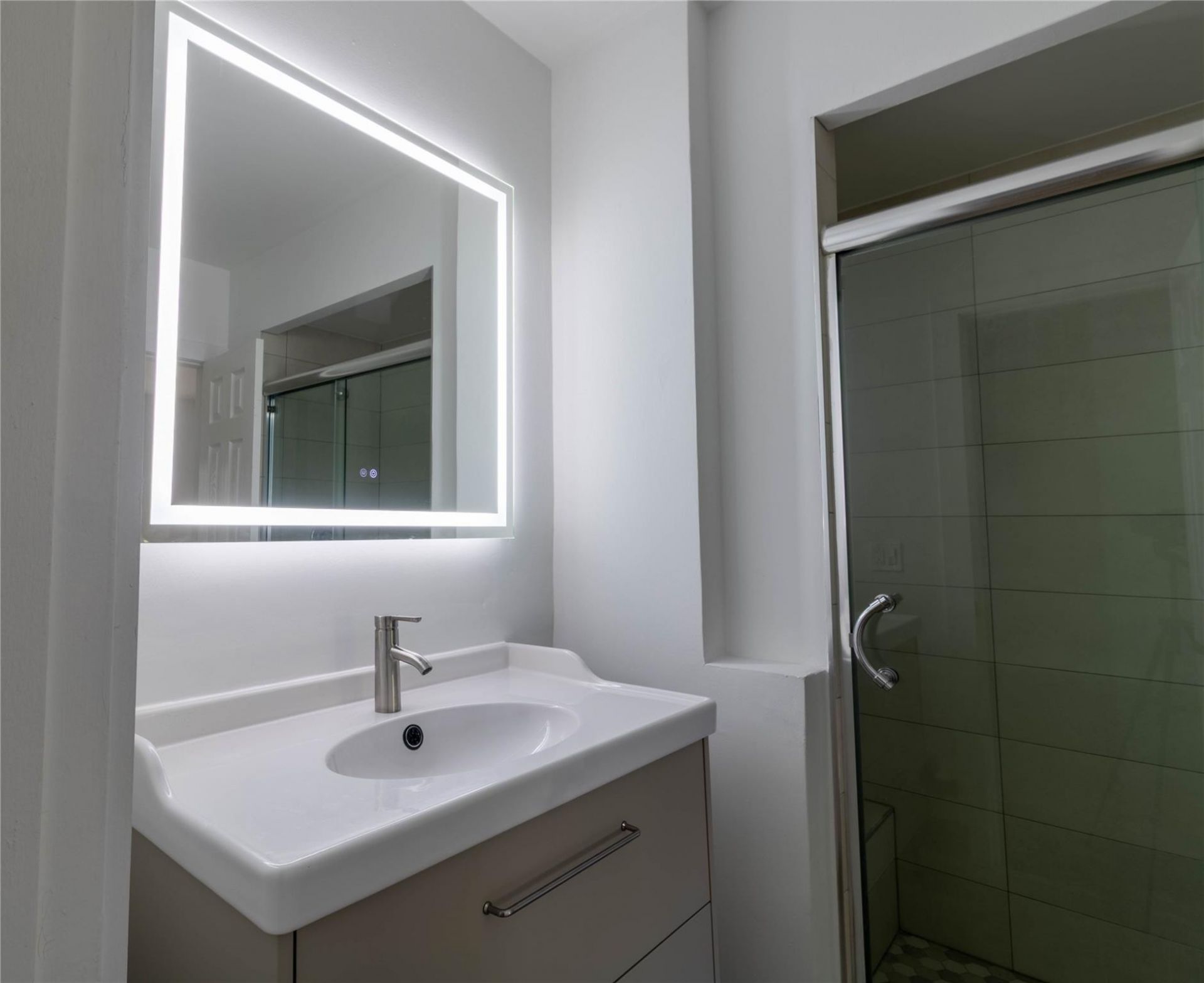 2424 SE 17th Street, Unit 305B, Fort Lauderdale, FL 33316 Photo