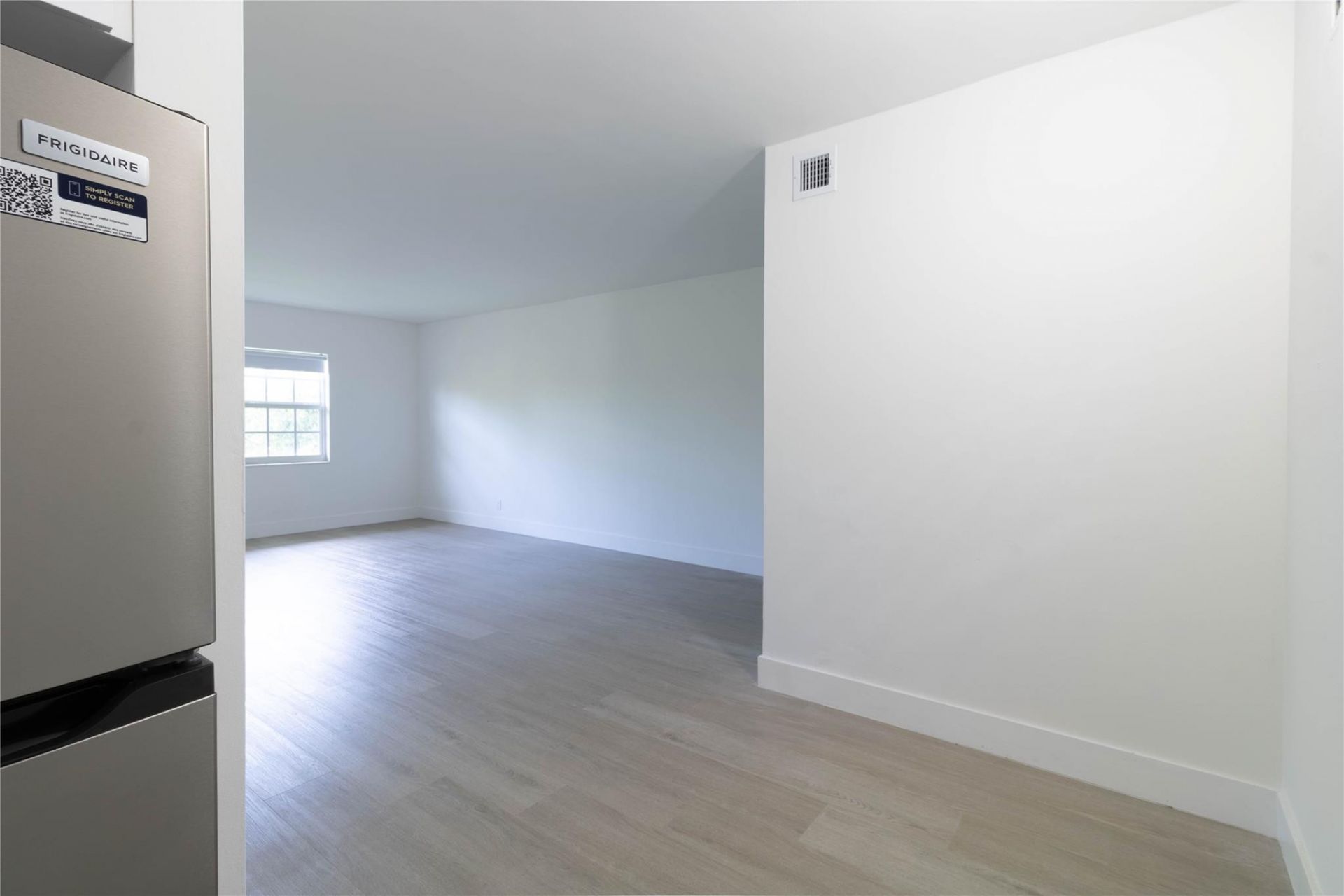 2424 SE 17th Street, Unit 305B, Fort Lauderdale, FL 33316 Photo