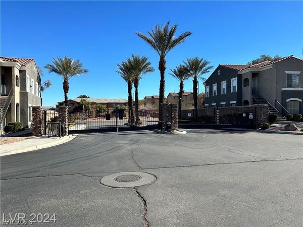 10245 MARYLAND , Unit 201, Las Vegas, NV 89183