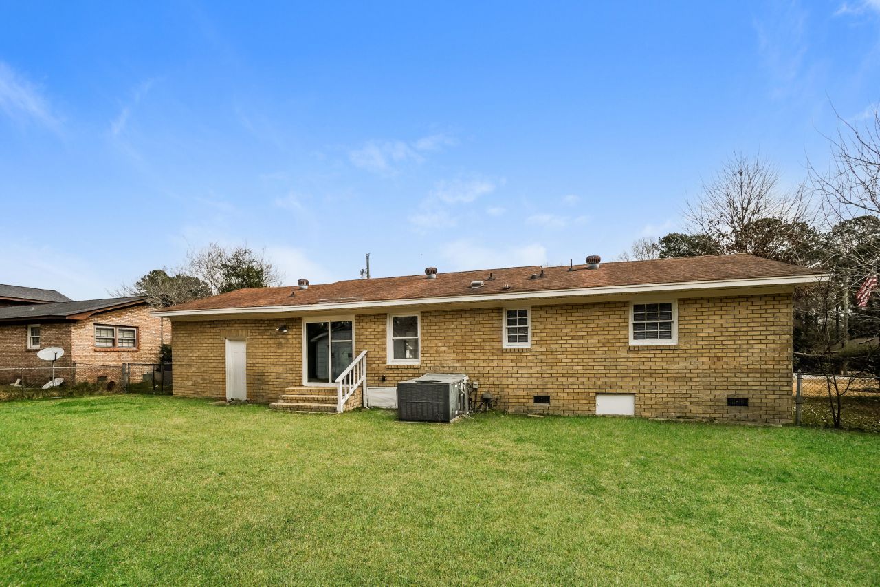 109 Wisteria Road Photo 13