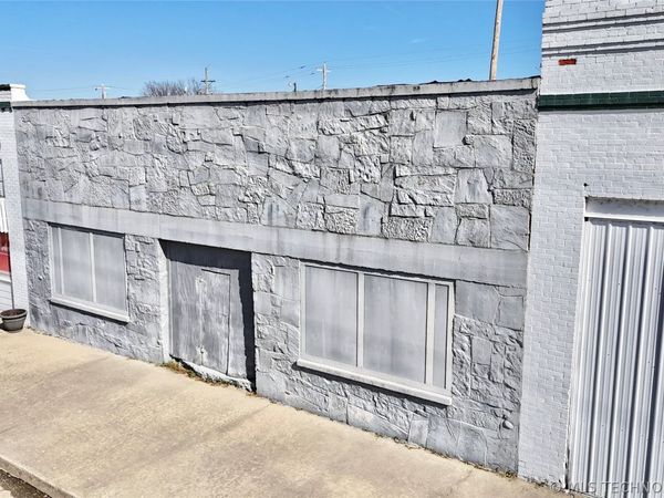 206 S Broadway Street , Stigler, OK 74462