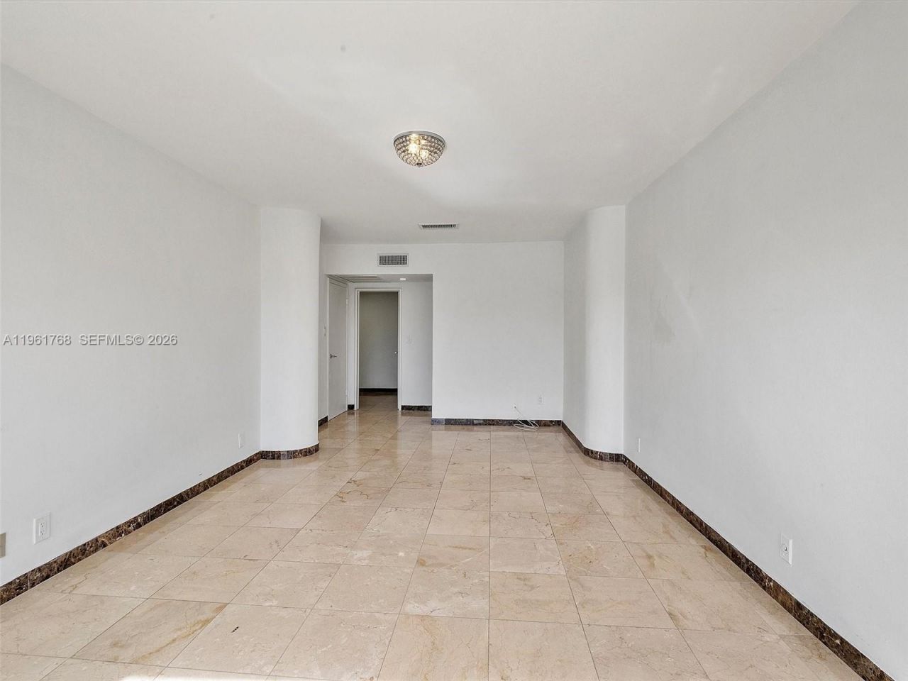 900 Bay Dr, Unit 1012, Miami Beach, FL 33141 Photo