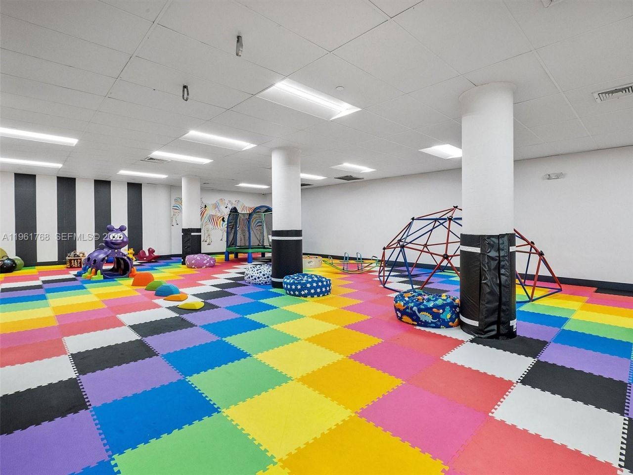 900 Bay Dr, Unit 1012, Miami Beach, FL 33141 Photo