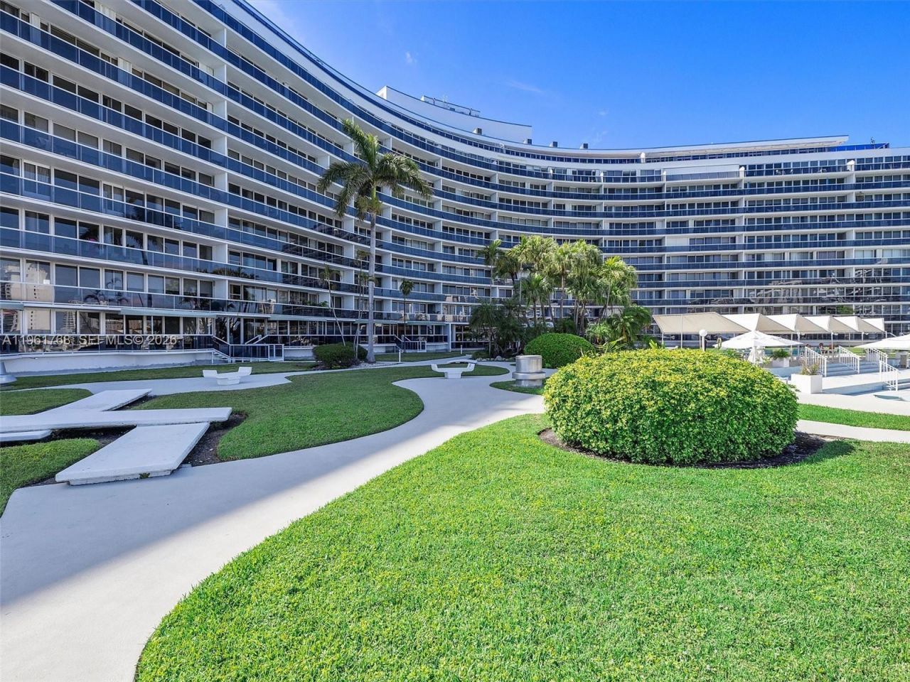 900 Bay Dr, Unit 1012, Miami Beach, FL 33141 Photo