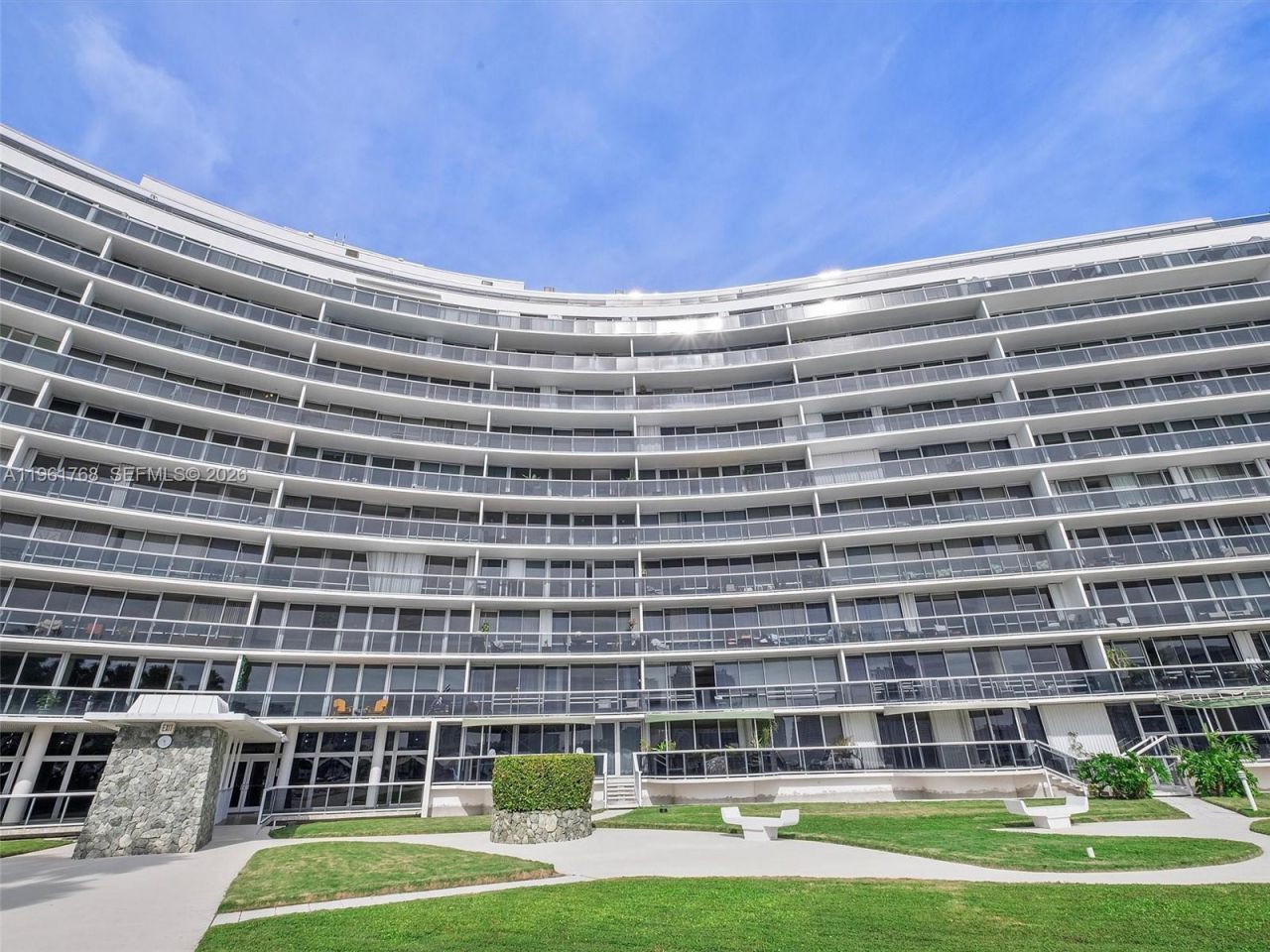 900 Bay Dr, Unit 1012, Miami Beach, FL 33141 Photo