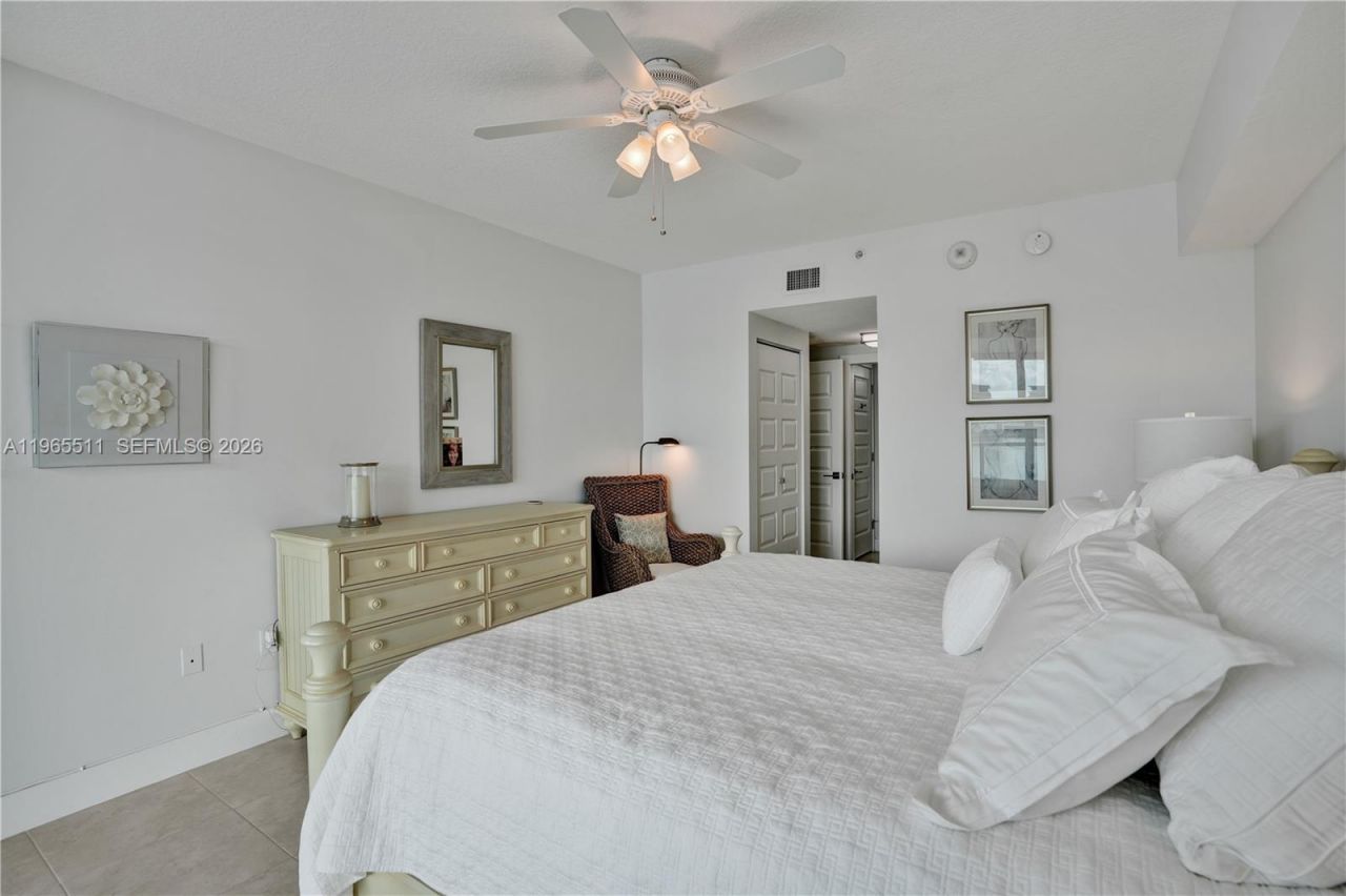 18100 N Bay Rd, Unit 508, Sunny Isles Beach, FL 33160 Photo