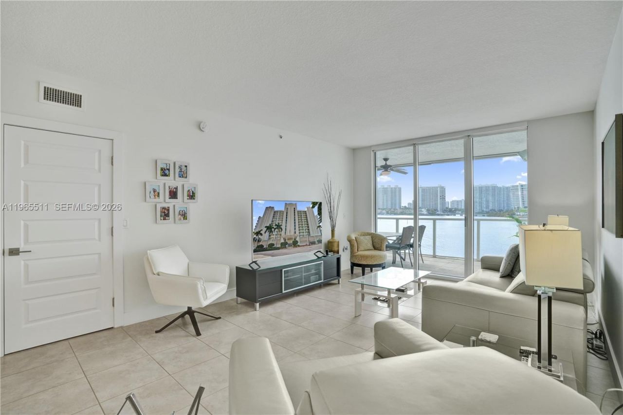 18100 N Bay Rd, Unit 508, Sunny Isles Beach, FL 33160 Photo