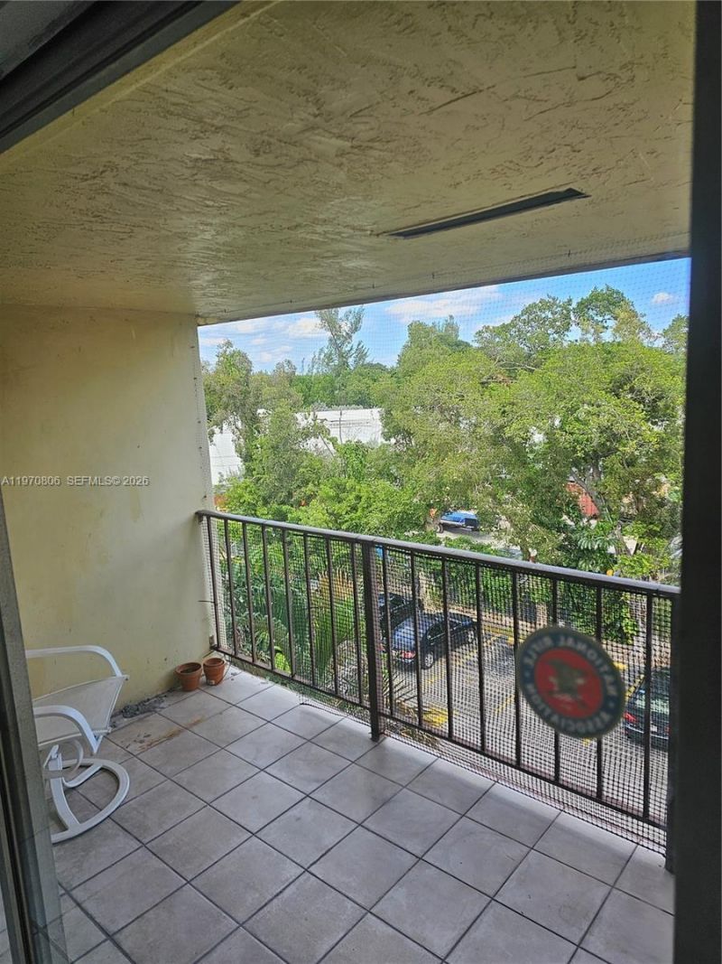 11925 NE 2nd Ave , Unit B403, North Miami, FL 33161 Photo