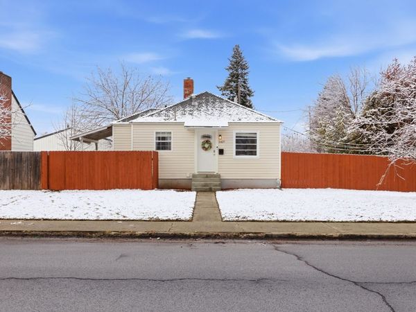 5427 N Whitehouse, Spokane, WA 99205