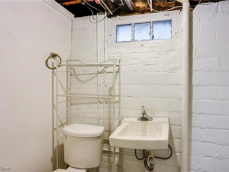 15400 Hilliard Road, Lakewood, OH 44107 Photo 26