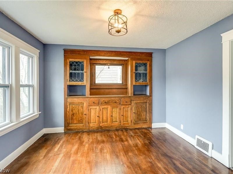 15400 Hilliard Road, Lakewood, OH 44107 Photo 7