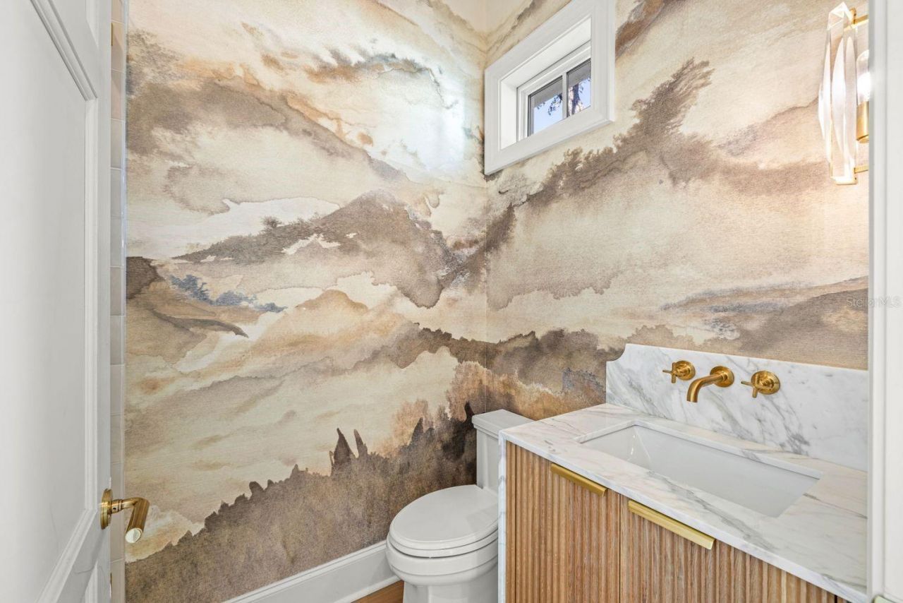 805 17th Avenue Ne, Saint Petersburg, FL 33704 Photo