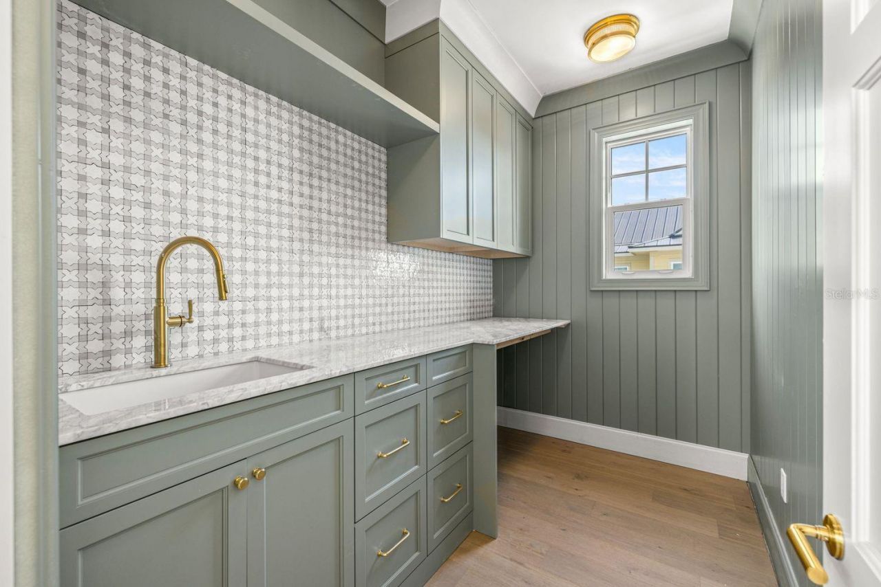 805 17th Avenue Ne, Saint Petersburg, FL 33704 Photo