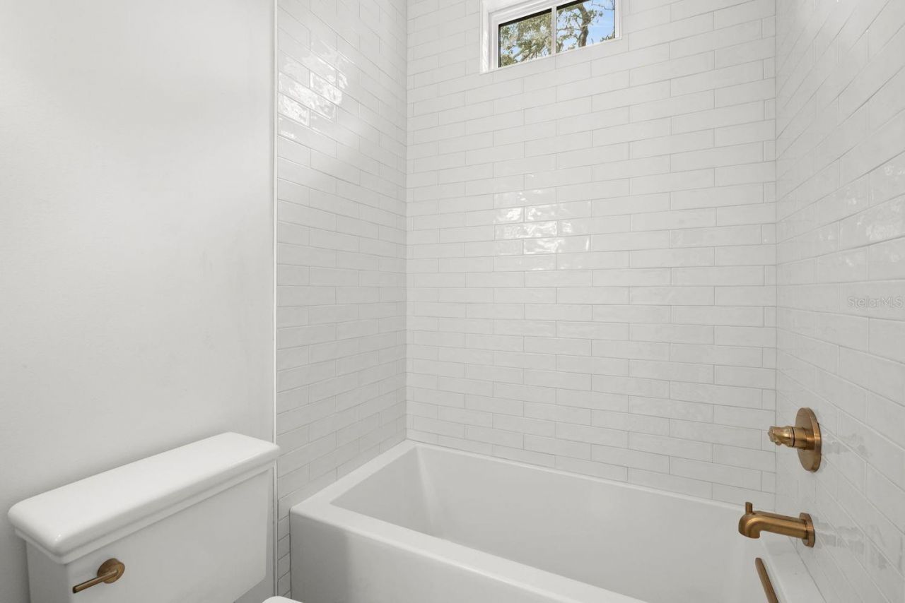 805 17th Avenue Ne, Saint Petersburg, FL 33704 Photo