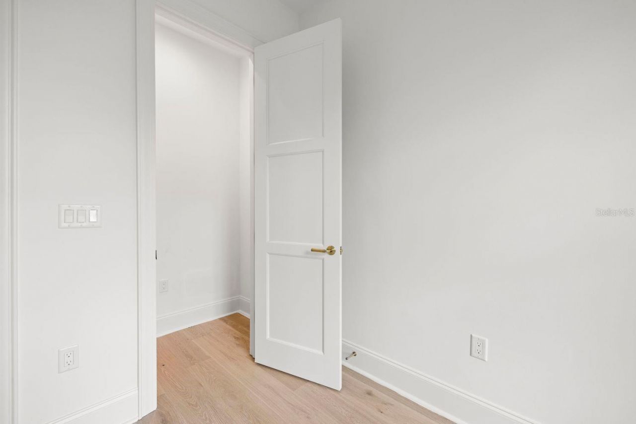 805 17th Avenue Ne, Saint Petersburg, FL 33704 Photo