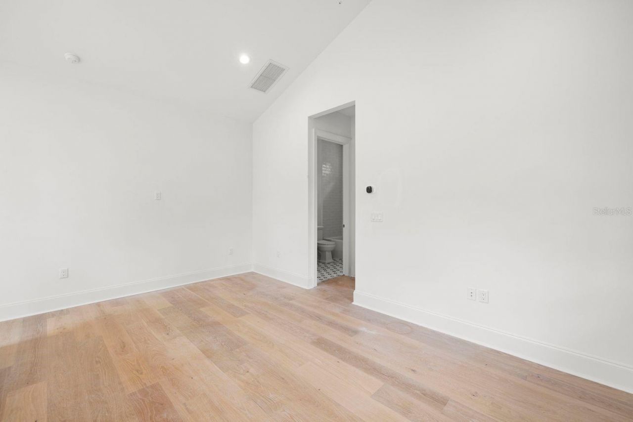 805 17th Avenue Ne, Saint Petersburg, FL 33704 Photo