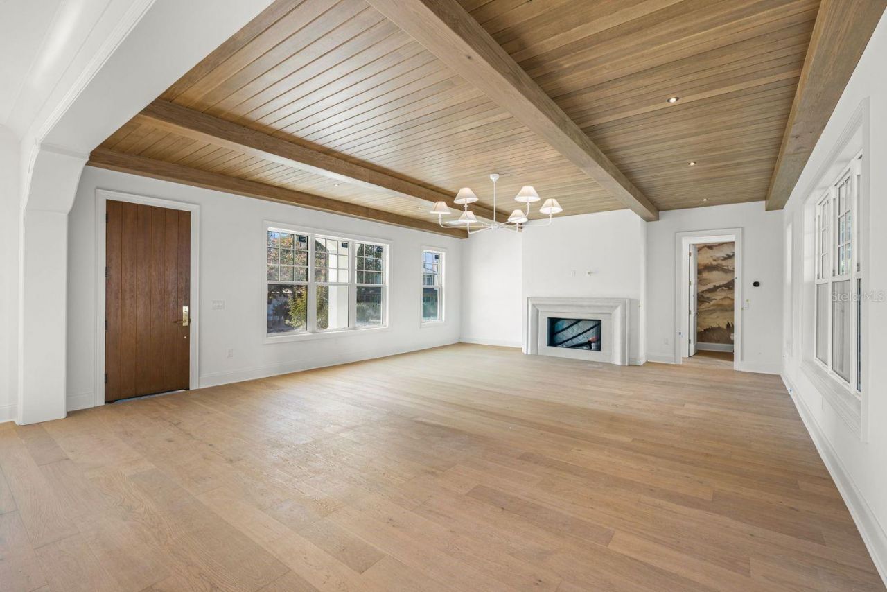 805 17th Avenue Ne, Saint Petersburg, FL 33704 Photo