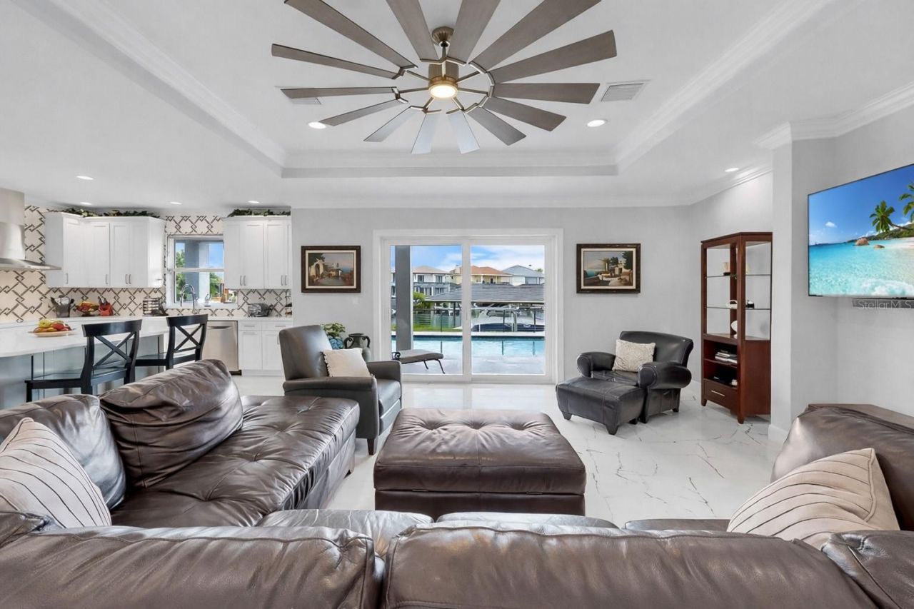 901 Capriccio Lane, Apollo Beach, FL 33572 Photo