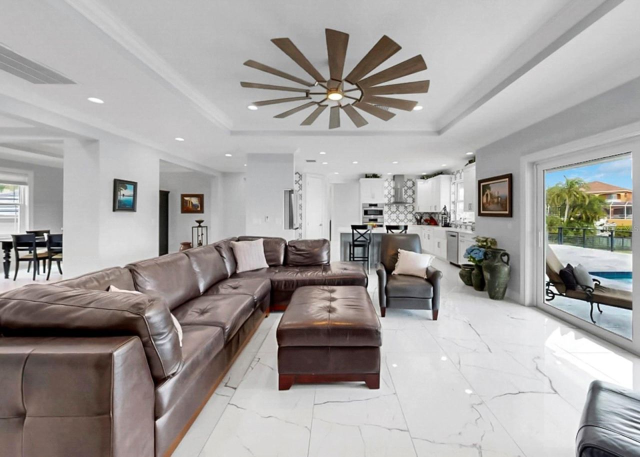 901 Capriccio Lane, Apollo Beach, FL 33572 Photo