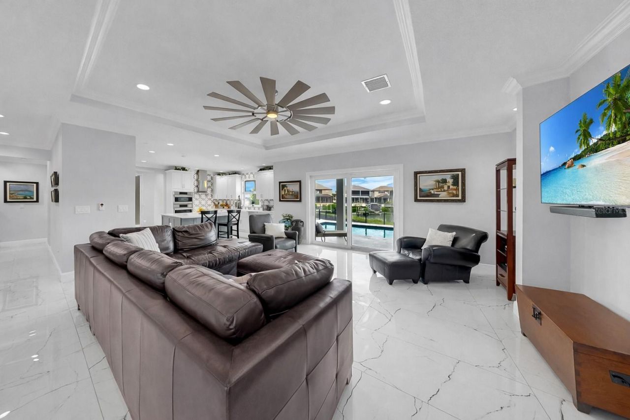 901 Capriccio Lane, Apollo Beach, FL 33572 Photo