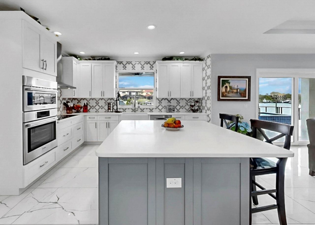 901 Capriccio Lane, Apollo Beach, FL 33572 Photo