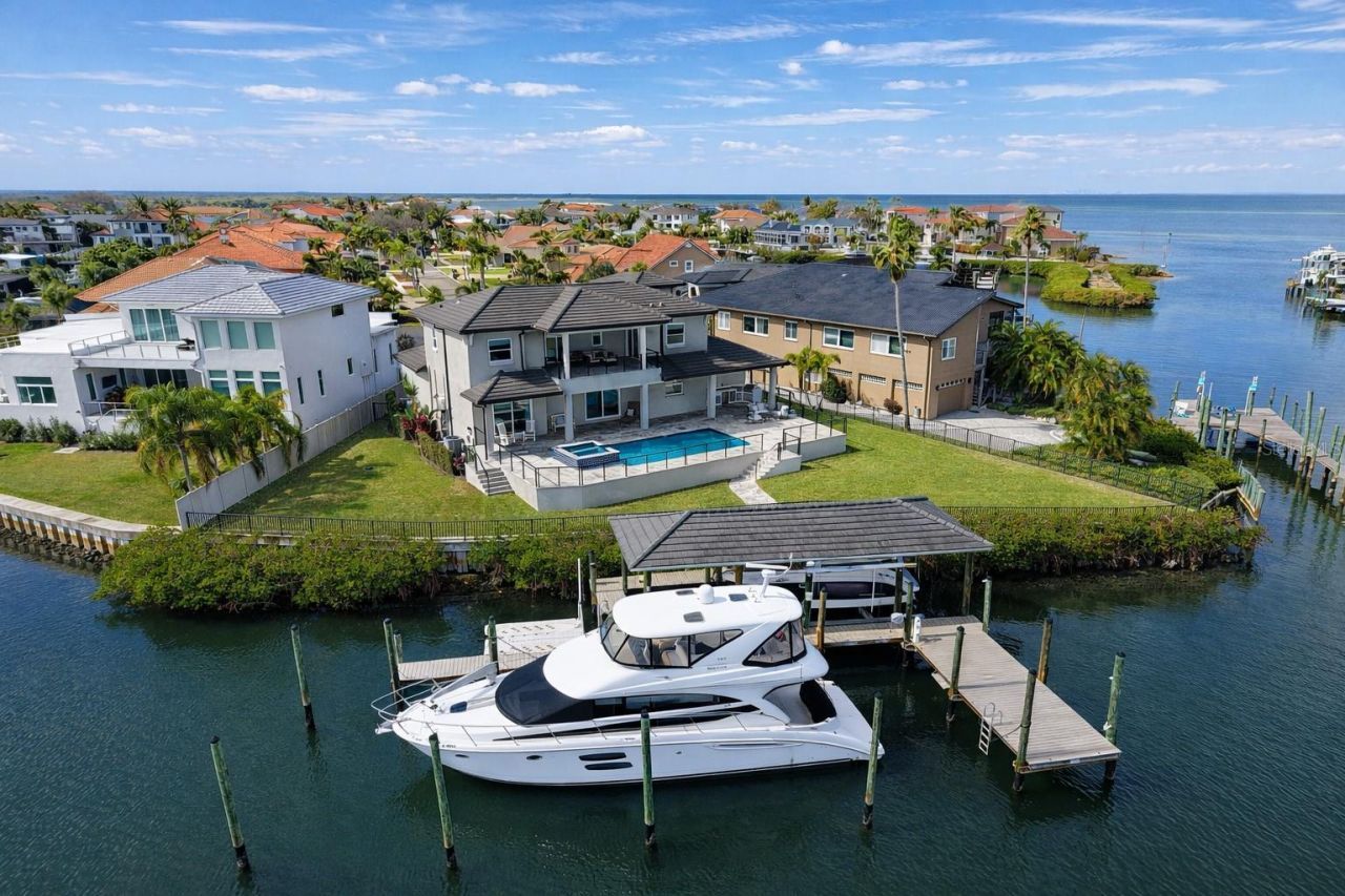 901 Capriccio Lane, Apollo Beach, FL 33572 Photo