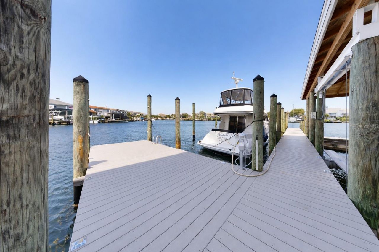 901 Capriccio Lane, Apollo Beach, FL 33572 Photo