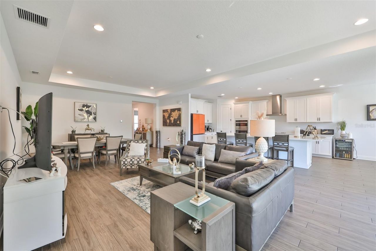 5410 Trevesta Place, Palmetto, FL 34221 Photo