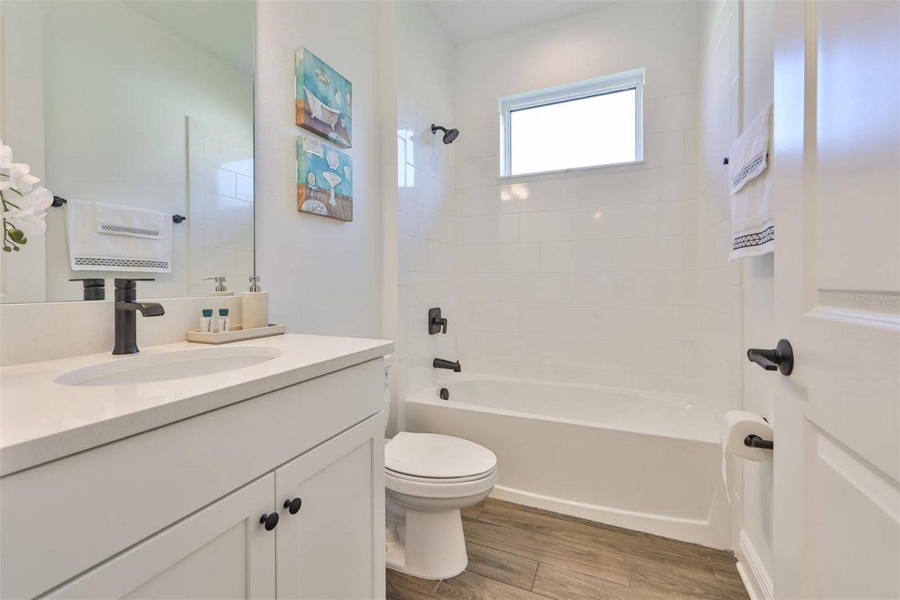 5410 Trevesta Place, Palmetto, FL 34221 Photo